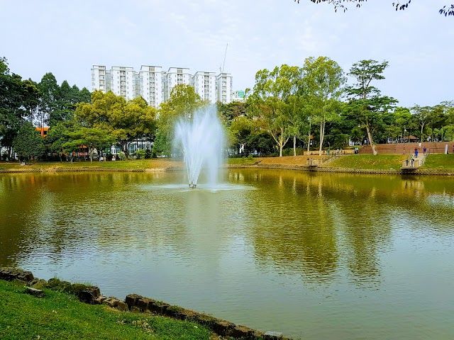 Taman Tasik Menjalara
